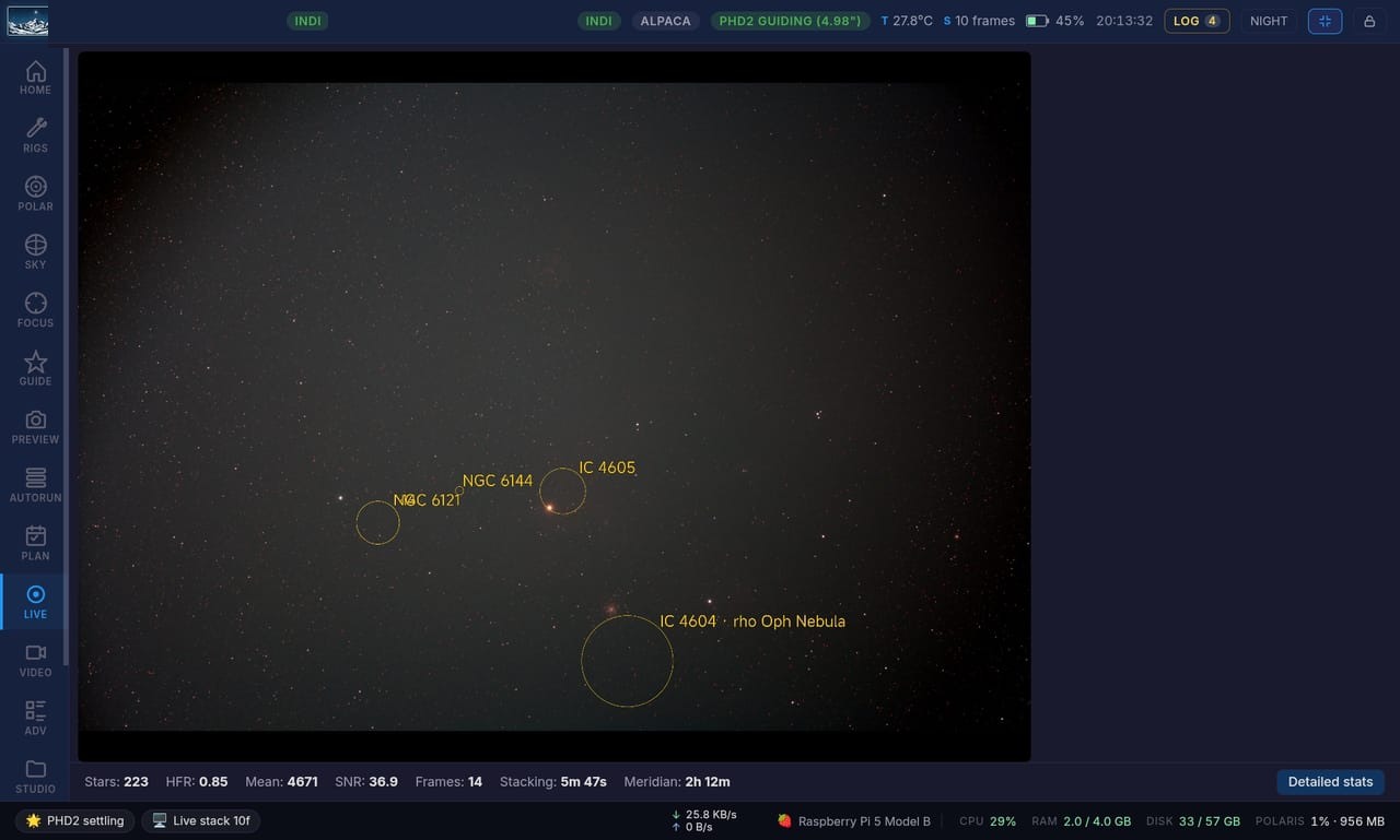 Annotated live view: deep-sky objects labelled over the integrated stack